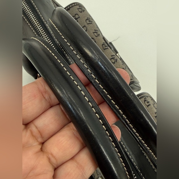 VTG Dooney & Bourke Canvas Double Pocket Satchel Gray DB Monogram Crossbody - Picture 4 of 16